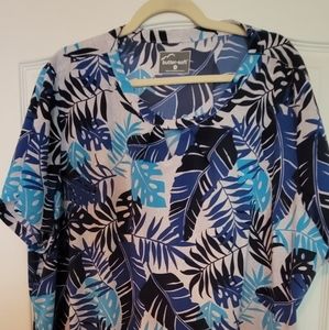 4X Women's Scrub Top